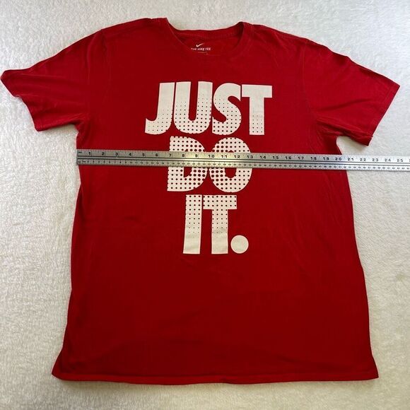 Large Red Unisex Nike Just Do It T-Shirt - Picture 7 of 11